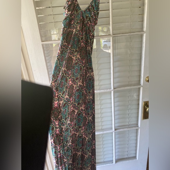 Long maxi dress size medium - Picture 3 of 5